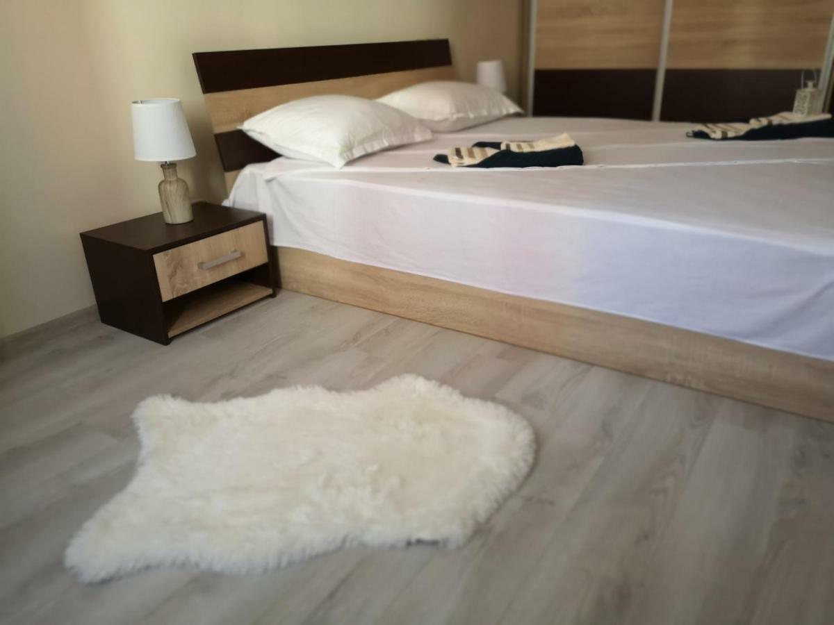 Art Apartments In Gmina Pomorie Zewnętrze zdjęcie